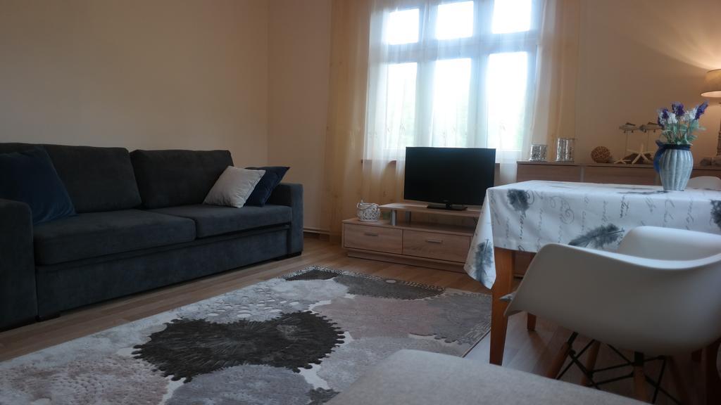 Appartamento Apartament "Przy Molo" Miedzyzdroje Esterno foto